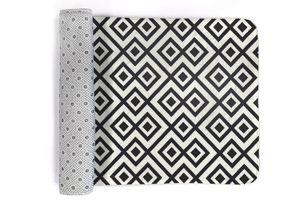Tapijt Zwart-witte geometrische ruitjes en vierkantjes