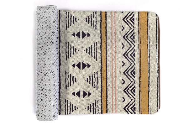 Vloerkleed Geometrisch patroon met driehoeken en lijnen