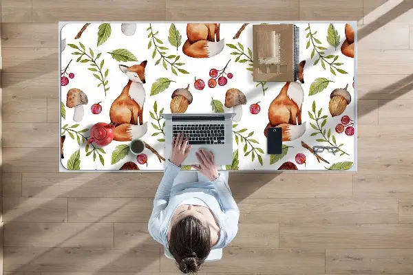 Bureau mat Vossen en bosfruit