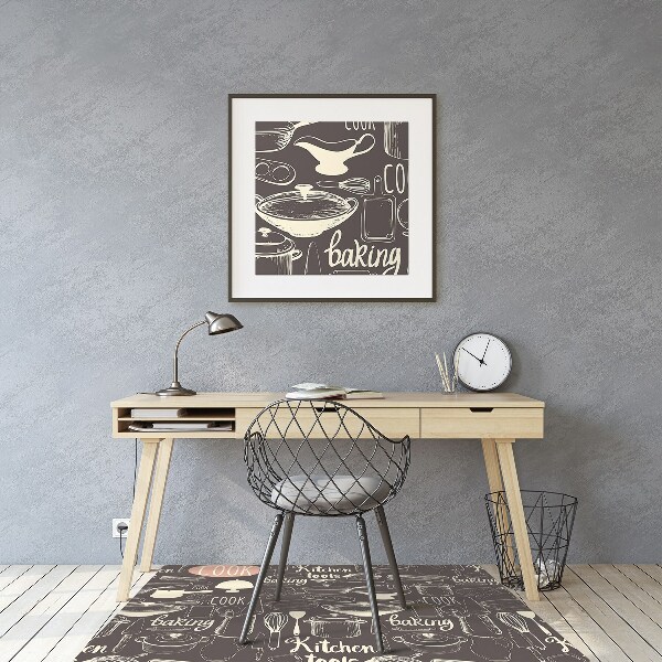 Stoel mat Keukengereedschap