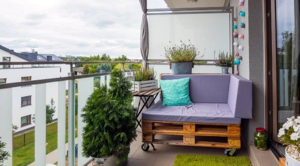 Hoe richt je je balkon in? Ideeën en praktische tips